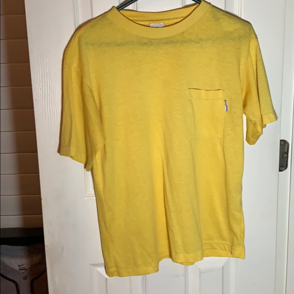 Yellow pocket t